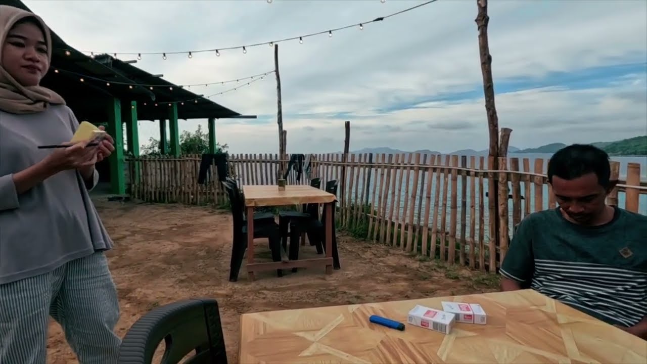 Tongkrongan baru di bukit.. 
