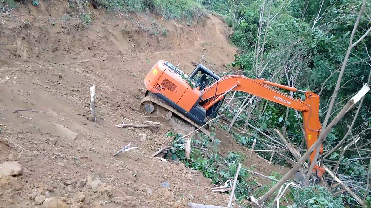 Hitachi Zaxis130 5GSenfu2019 Teres/ArisRey