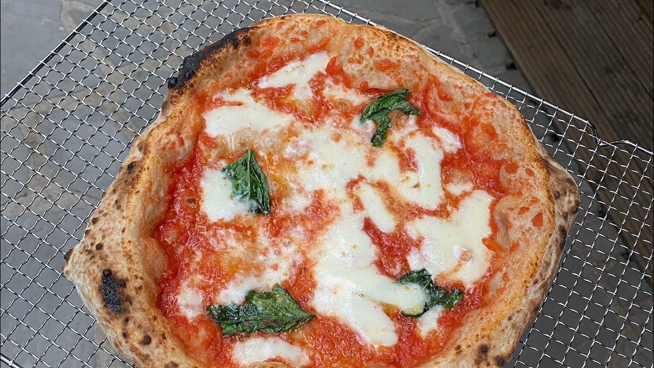 La Regina gebacken im Pizzaparty Ardore!