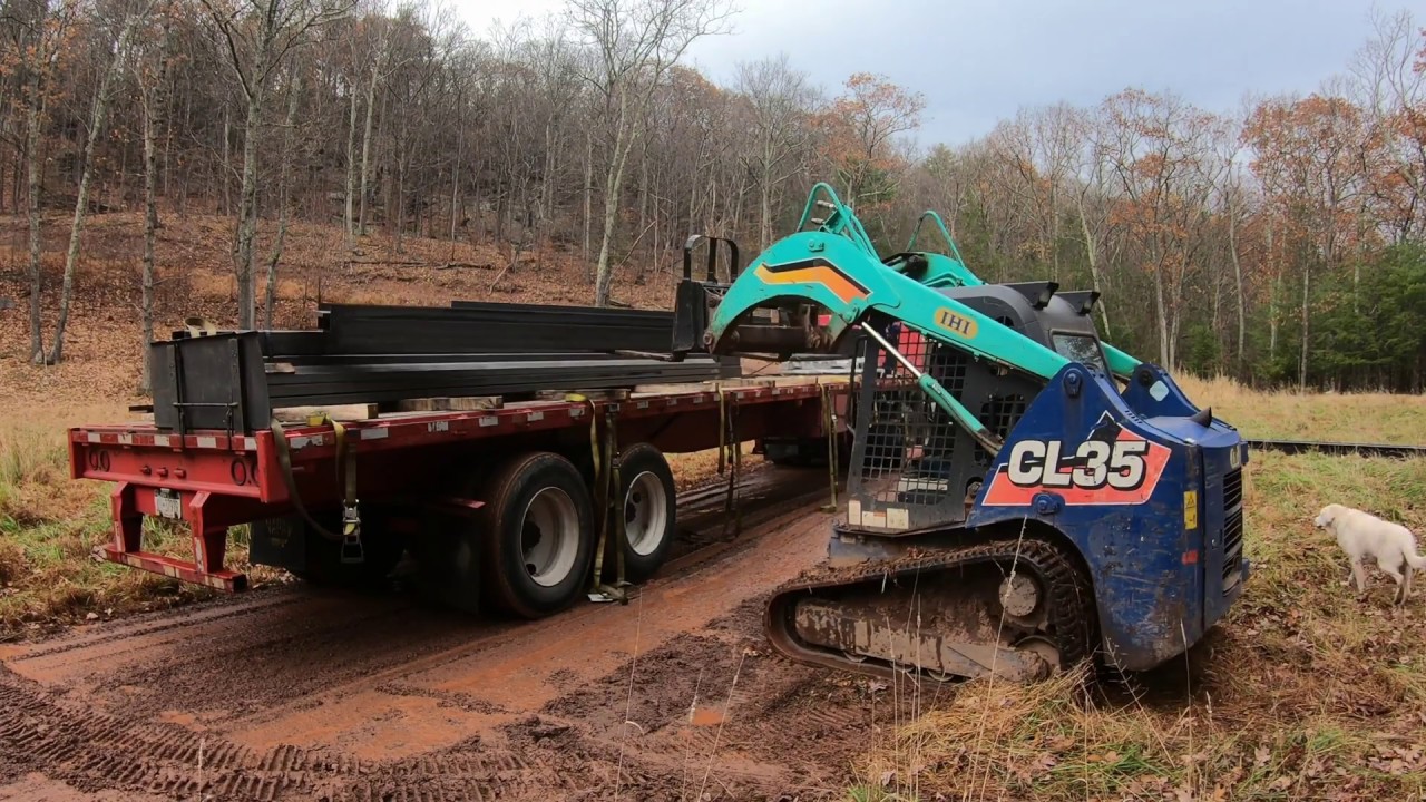Steel delivery for container building roof