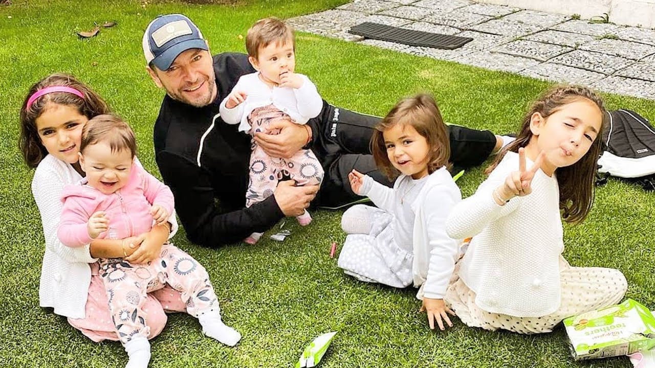 El especial v&iacute;nculo de Mart&iacute;n Fuentes con sus cinco hijas