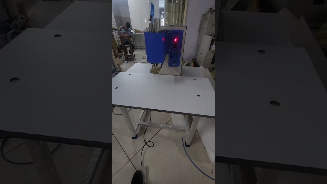 lithium ion battery soldering welding machine Available 