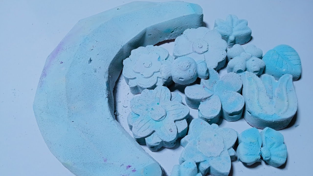 Blue GymChalk homemade Crunchy Reforms#satisfying #asmr  