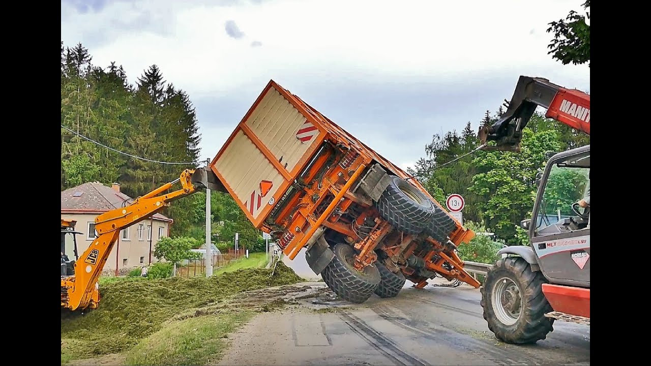 Fail COMPILATION CORN SILAGE  2  NO LIMIT  UMC Metal cover