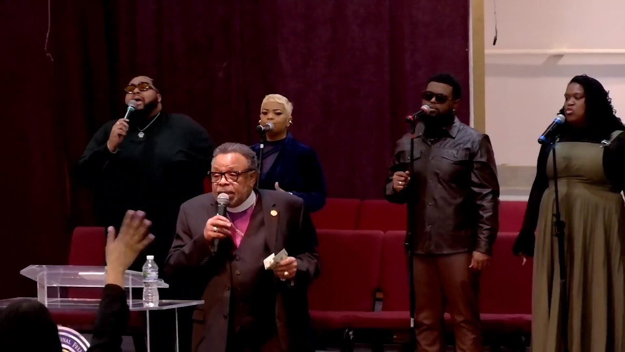 Join us in Sunday Morning Worship