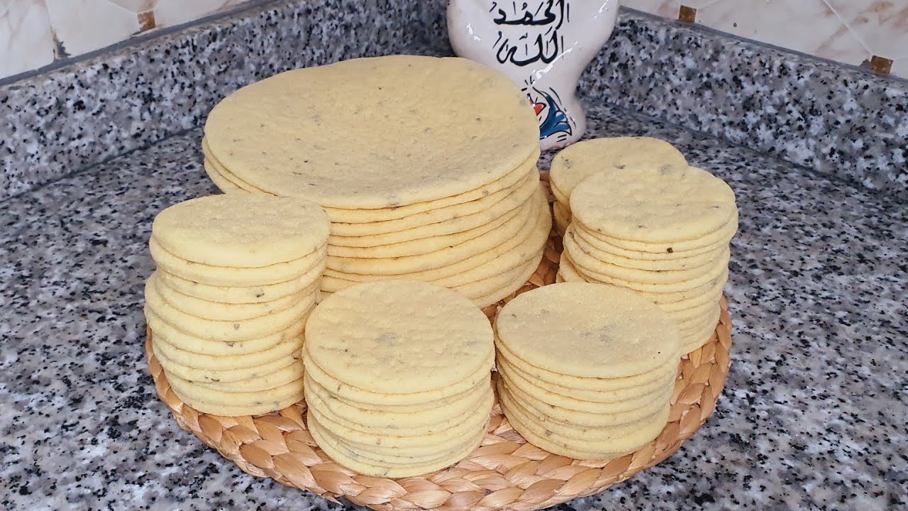 تحضيرات رمضان/عجينة البيتزا خطيرة خفيفة مكتقصحش ابدا سريعة التحضير كمية كتيرا بجميع الأسرار لاتفوتكم