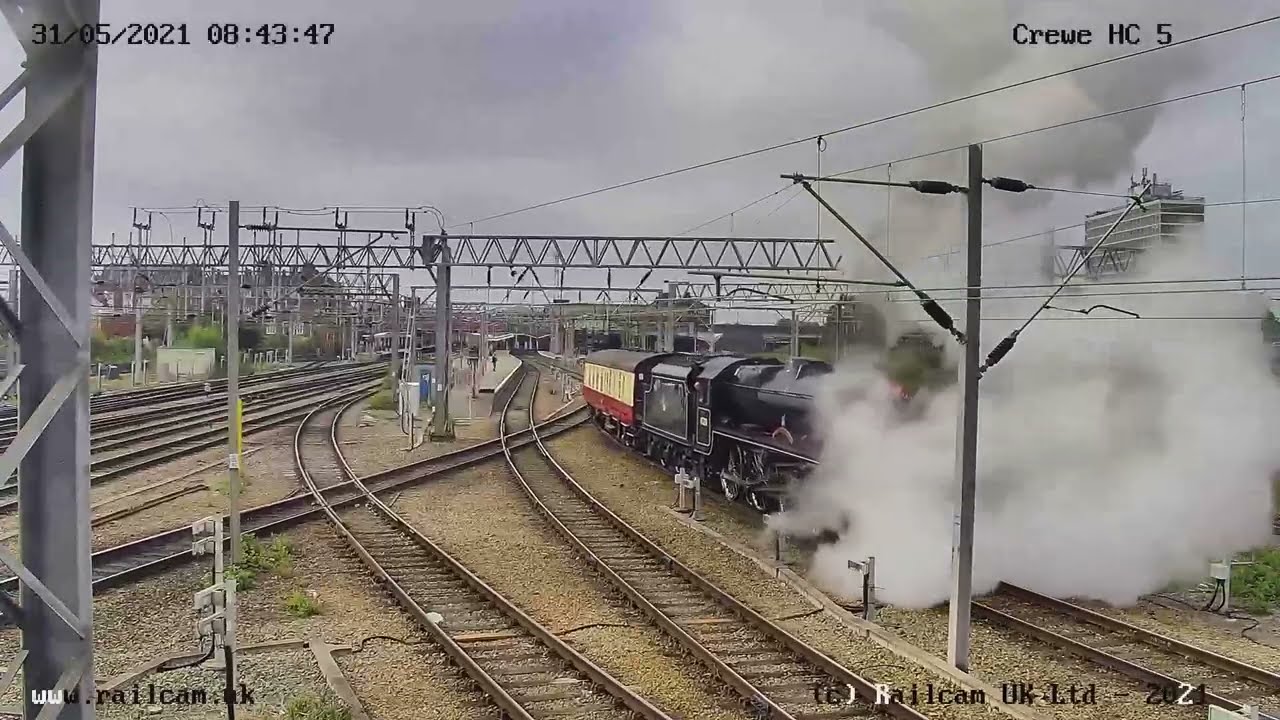 The Irish Mail at Crewe featuring 45231 shunting 47614 into Platform 10