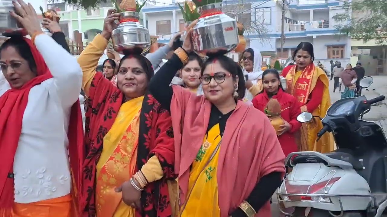 श्रीमद् भागवत कलश यात्रा