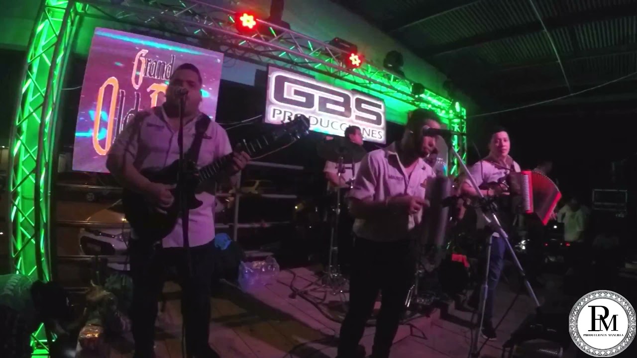 4 en 1 - Alejandro Torres y Las Estrellas del Ritmo (Video en vivo)