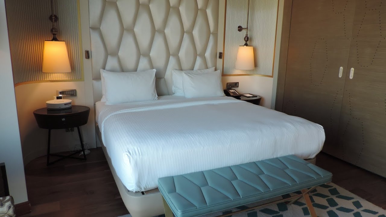 Hotel Review: Hilton Istanbul Kozyatagi, 1 Bedroom Suite