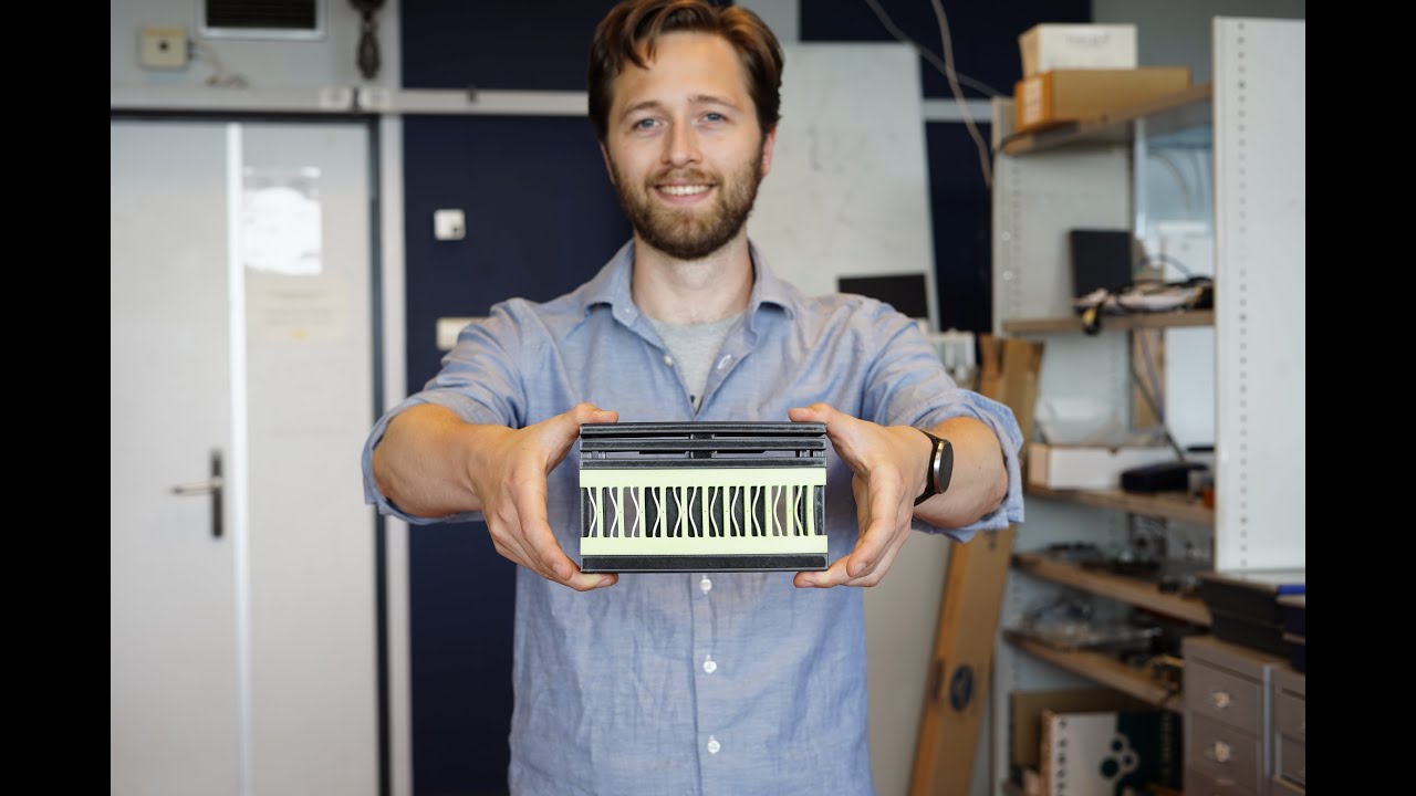A beam counter: rubber that can count to ten
