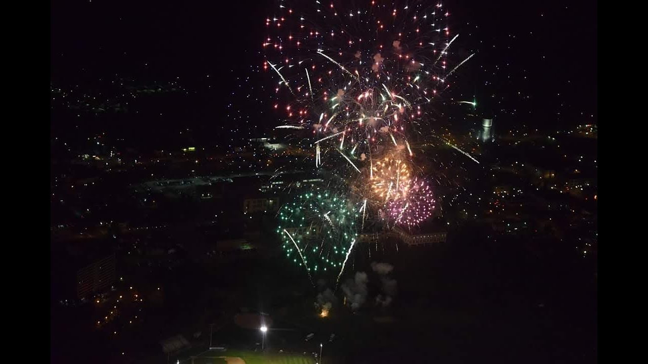 Beautiful Fireworks Above Amsterdam on New Year's Eve 2017-2018