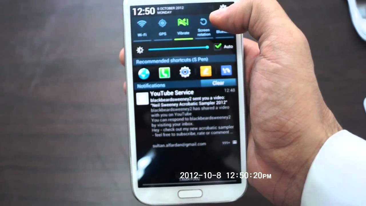 هل الهاتف Galaxy Note II يستحق الأقتناء ؟