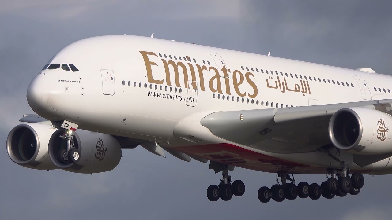 4K Emirates Airbus A380-800 landing at Munich