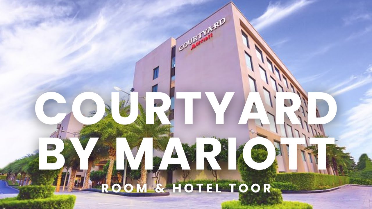 Junior Suite with Seating Area | Courtyard by Marriott | Agra | 5 Star Hotel | Luxurious Room