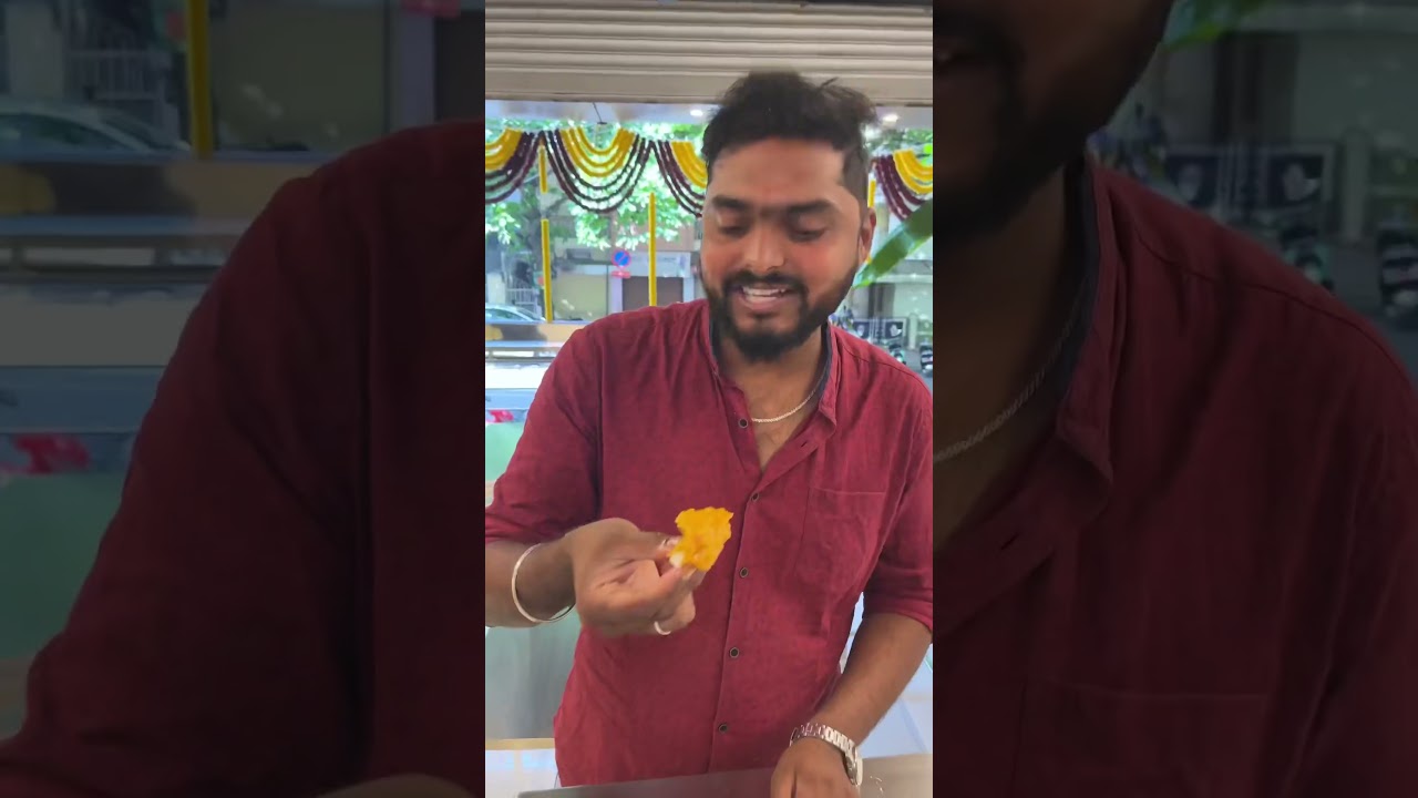 Best South Indian Breakfast @ Vijayanagar Bangalore | Village Style Chiblu idly | MonkVlogs #shorts