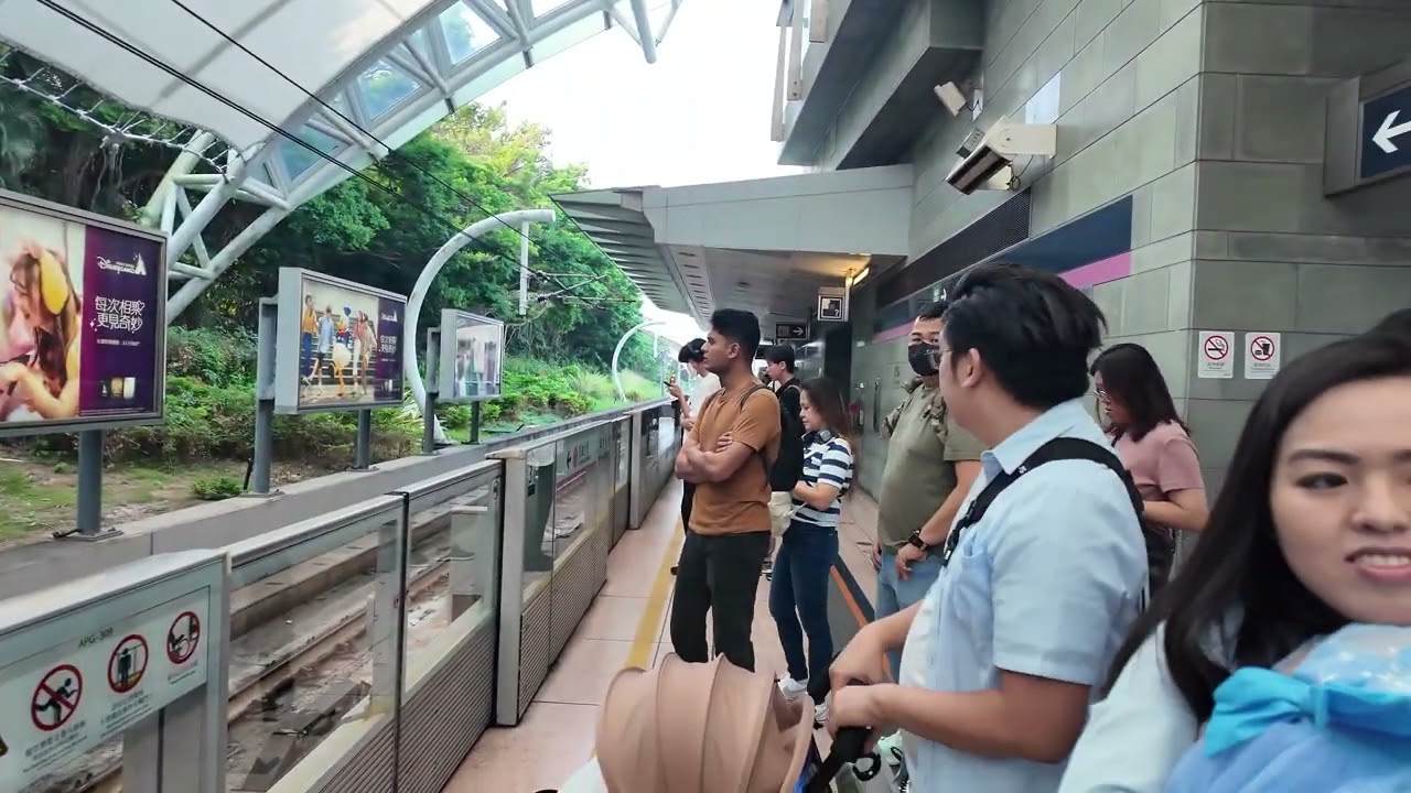 How to get to Hong Kong Disneyland via MTR from Tsim Sha Tsui