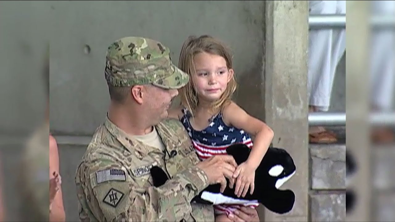 Military Father Surprises Daughter at SeaWorld Orlando, Heroes Program 8/2/12 - Sea World