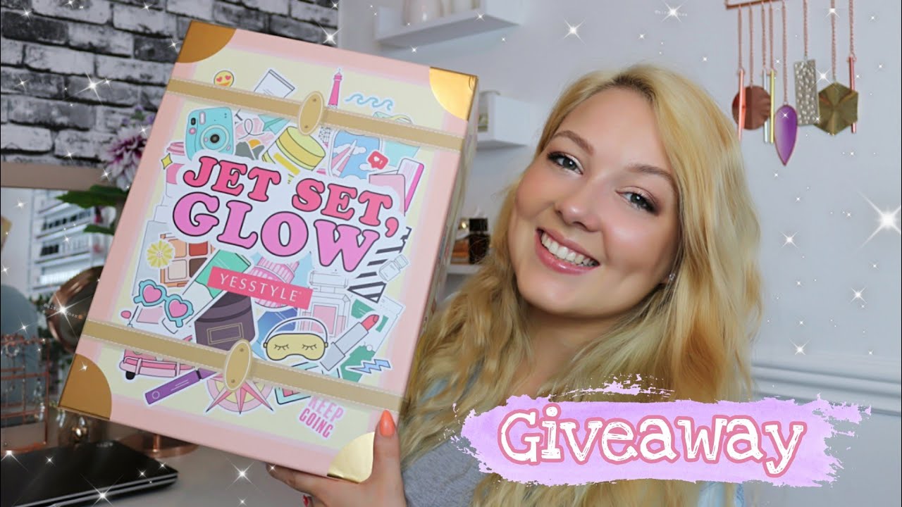 YESSTYLE ADVENT CALENDAR 2020 UNBOXING + GIVEAWAY | Sammy Louise