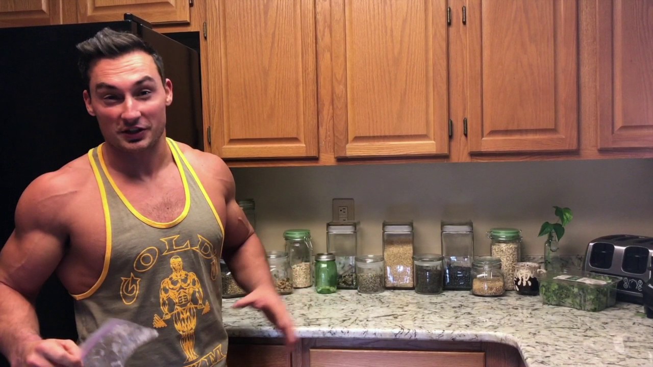 How Brandon Wynn TRAINS and EATS!