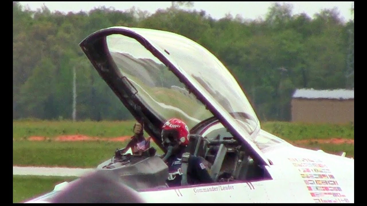 TB160515 USAF Thunderbirds Cockpit Communications McGuire 2016 Sunday
