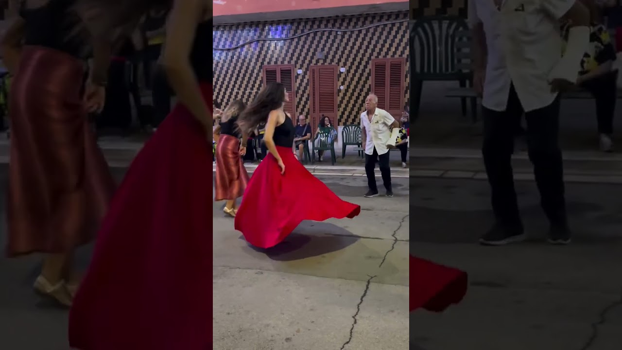 Come si balla la pizzica salentina in piazza nel Salento?