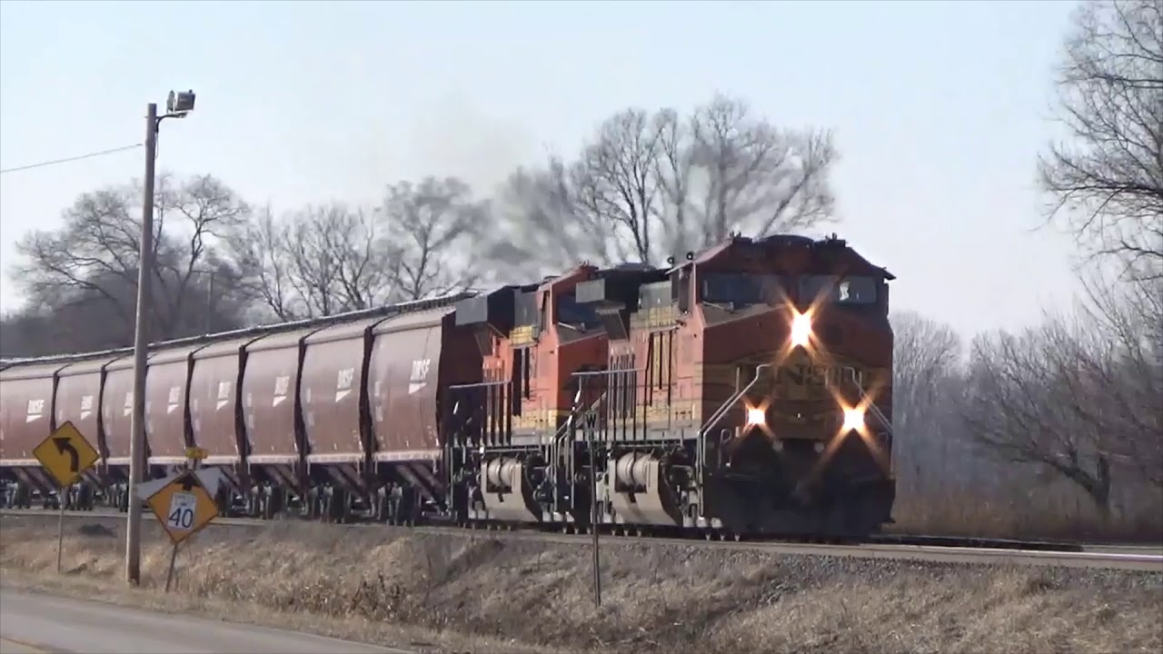 BNSF Barstow Sub Five trains and 425 Local December 23, 2019