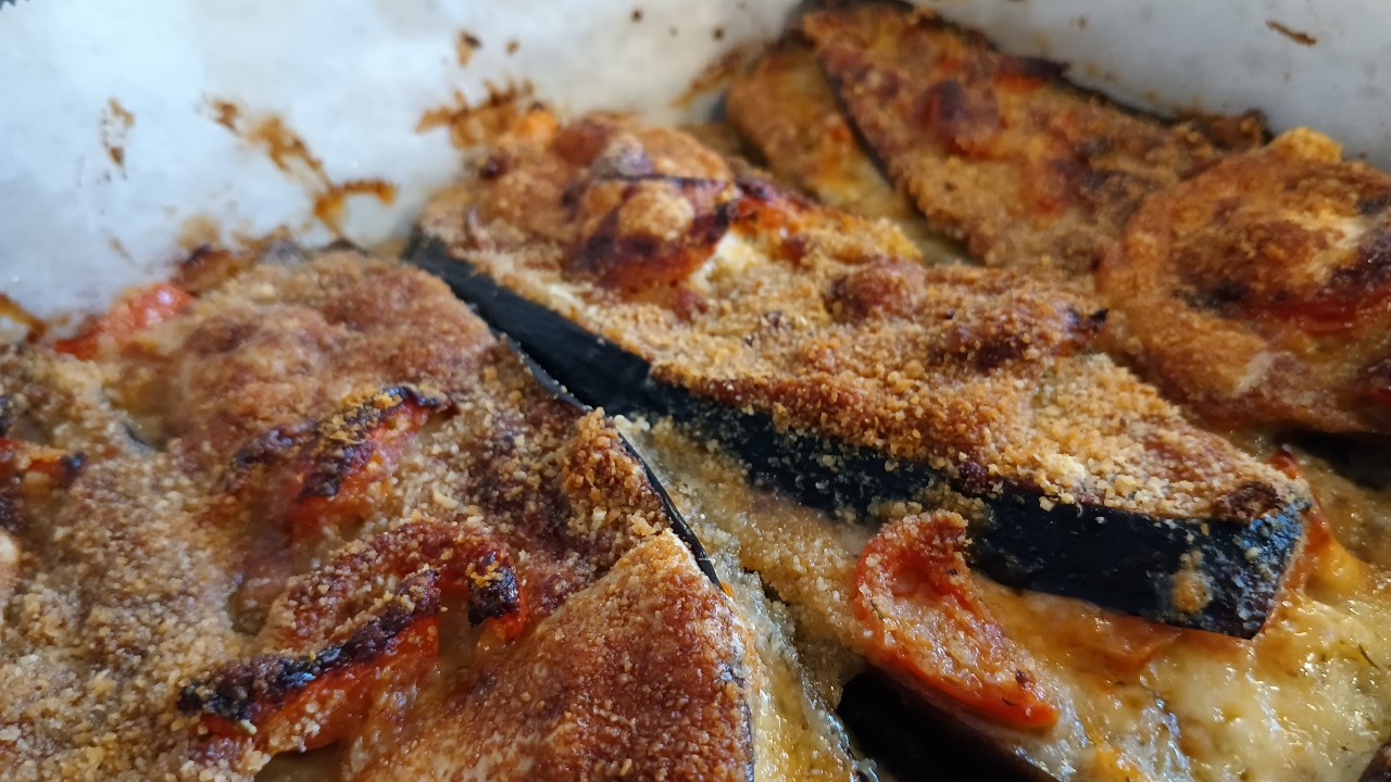 Как вкусно приготовить баклажан. Итальянский рецепт. Баклажан запечёный в духовке.