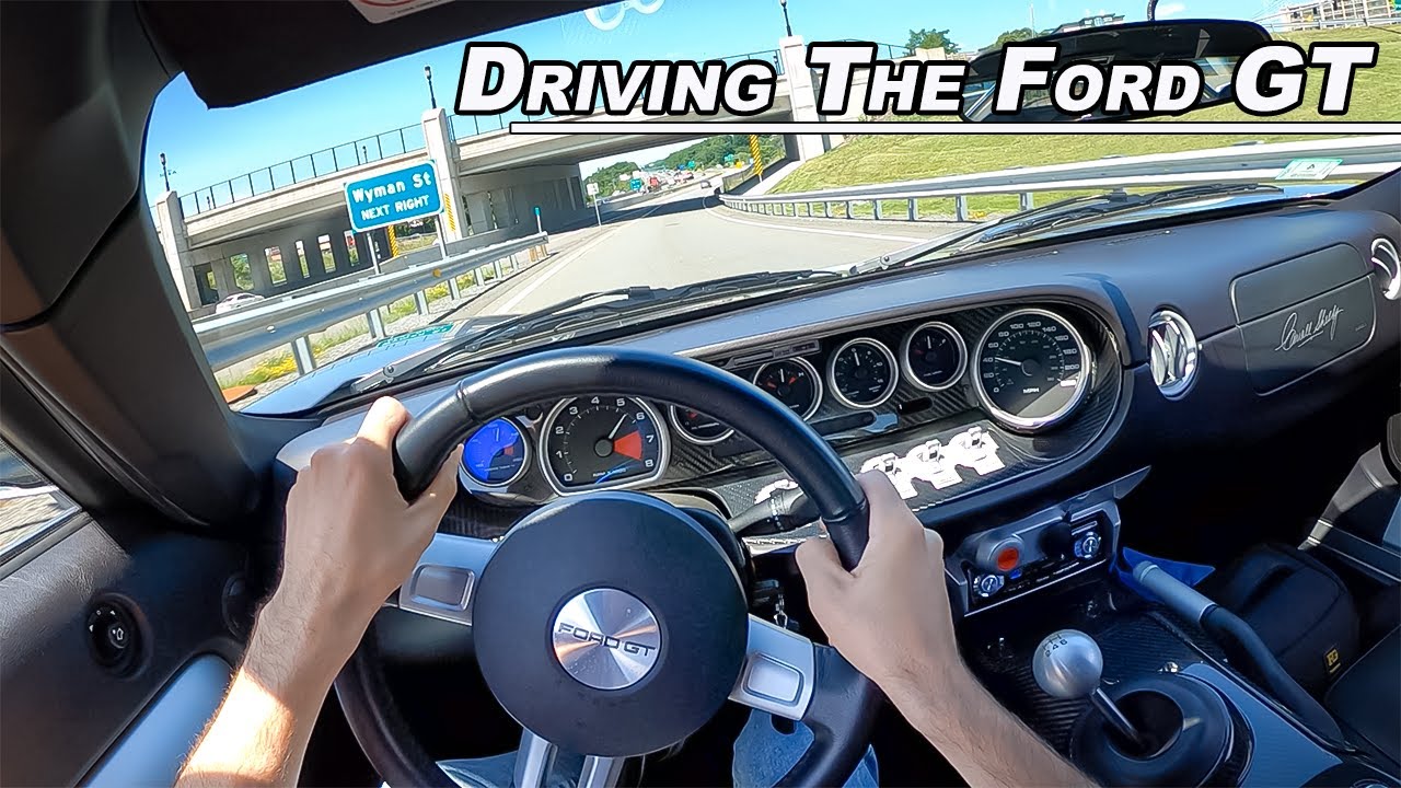За рулём Ford GT — брутального американского суперкара с двигателем среднего класса (бинауральный...