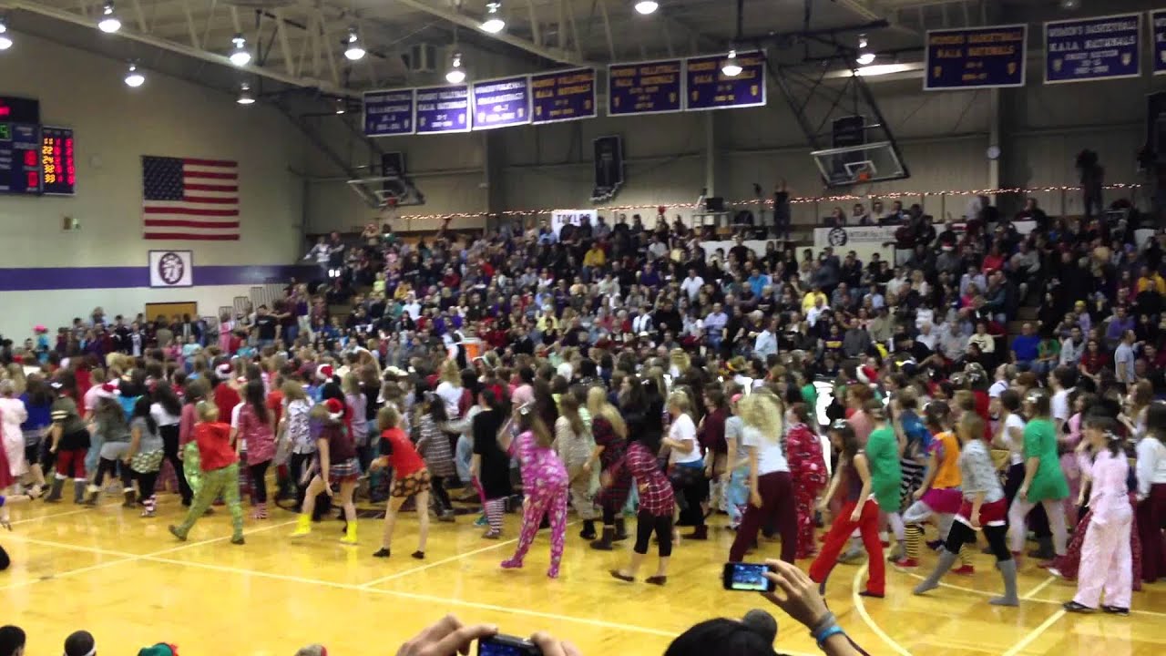 Olson Flash Mob at Taylor University Silent Night 2011