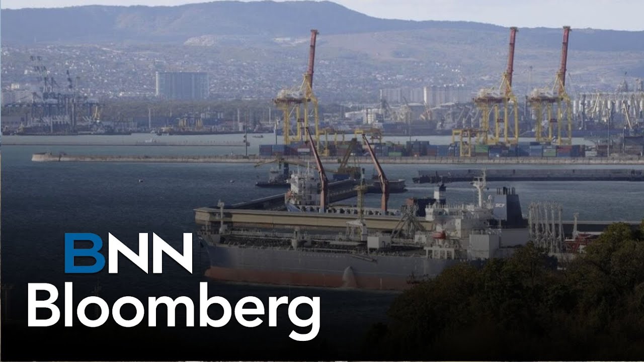 Oil outlook ahead of new Russia sanctions