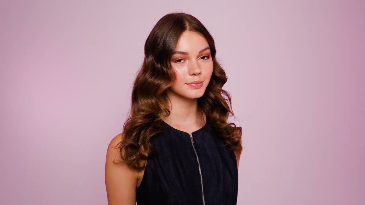 Crea rizos suaves u ondas definidas en un solo gesto con Ricci&Curl