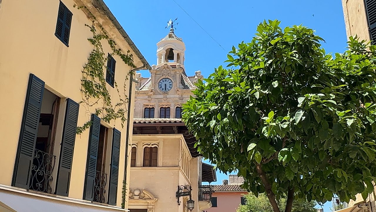 Exploring Mallorca: Alcudia Old Town's Charming Streets, Souvenir Shops, and Delightful Cafes