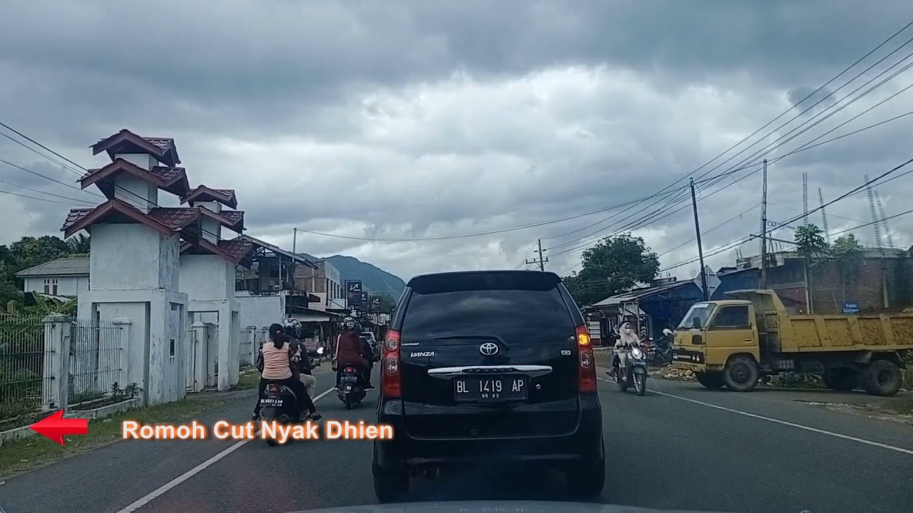 Driving From Banda Aceh To Lhok Seudu