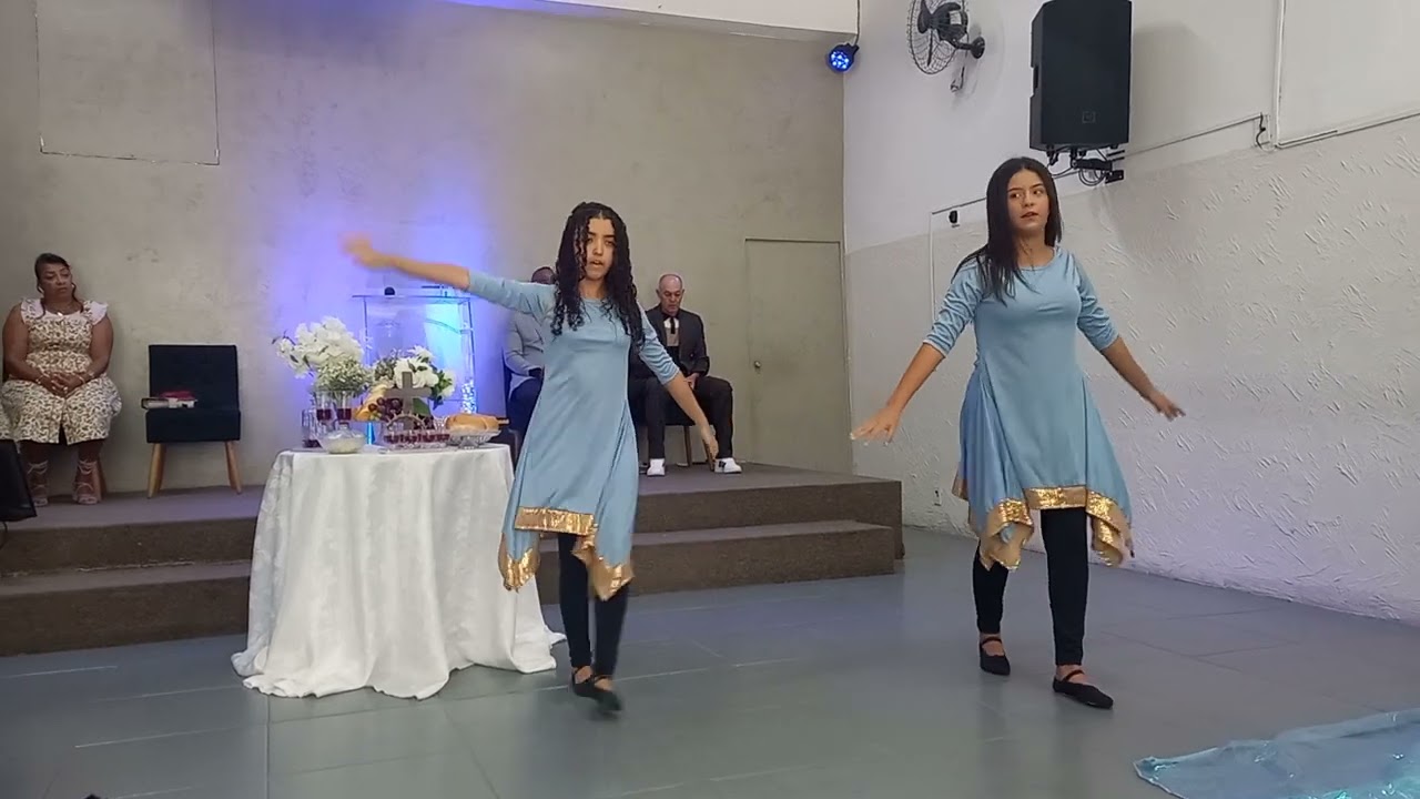 Lindo Momento Coreografia- Fonte da Restauração sede- Lívia & Manuella 08/02/2026