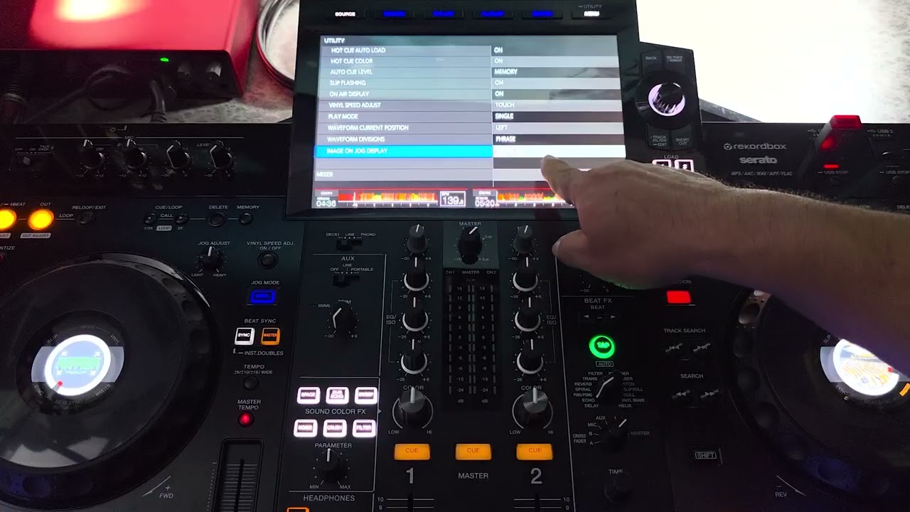Cómo Cambiar la Imagen o LOGO del Jog en tu XDJ-RX3 de Pioneer DJ con el Modo IMAGE ON JOG DISPLAY
