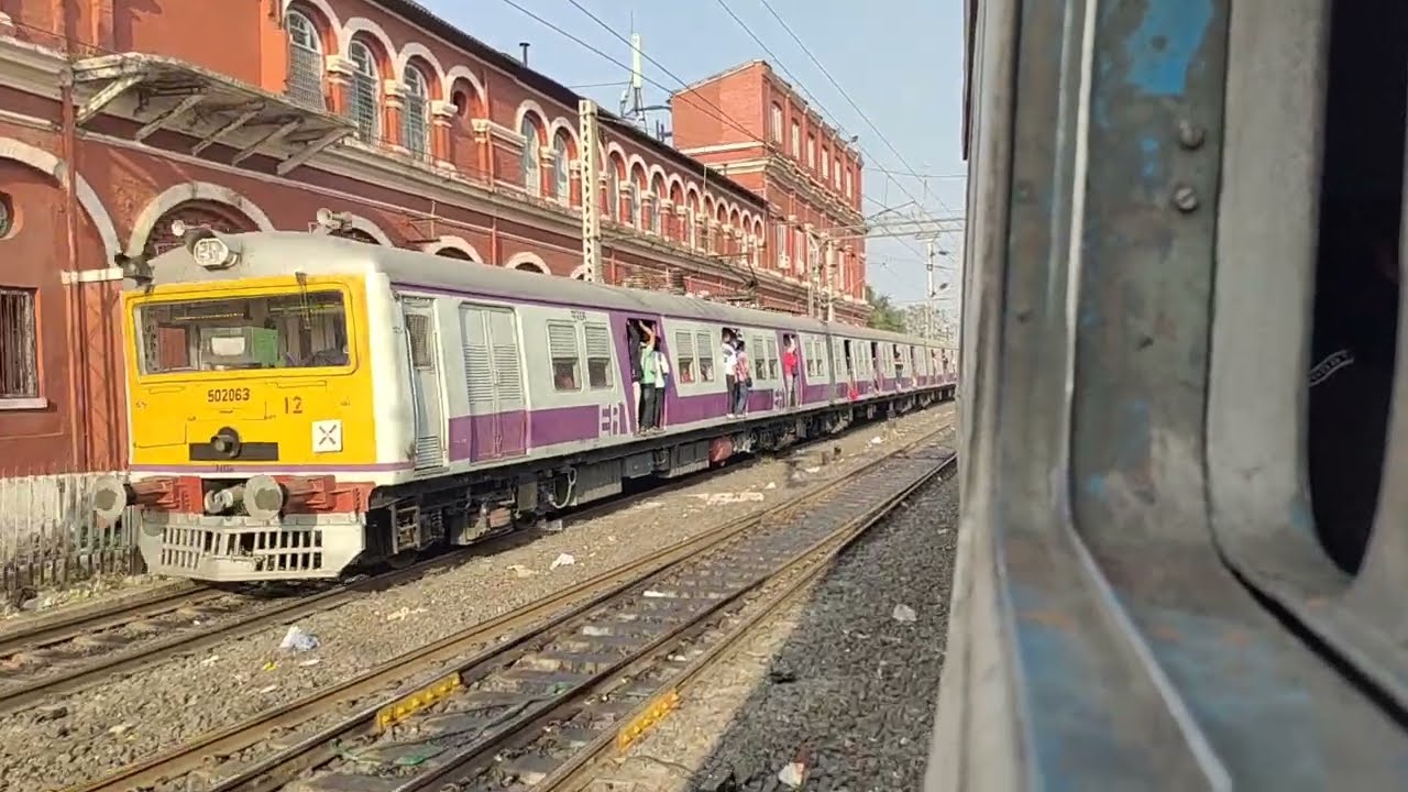 শিয়ালদহ লোকাল ট্রেন যাত্রা | Sealdah Local Train Journey | #viralvideo #youtubevideos #ytvideo