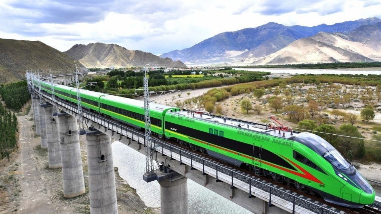 Qinghai&ndash;Tibet Railway: The Longest and Highest Railway in the World | China's Infrastructure