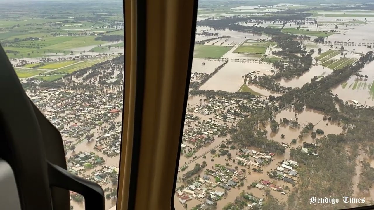 Victorian floods: Helicopter footage of the flooding in Rochester.