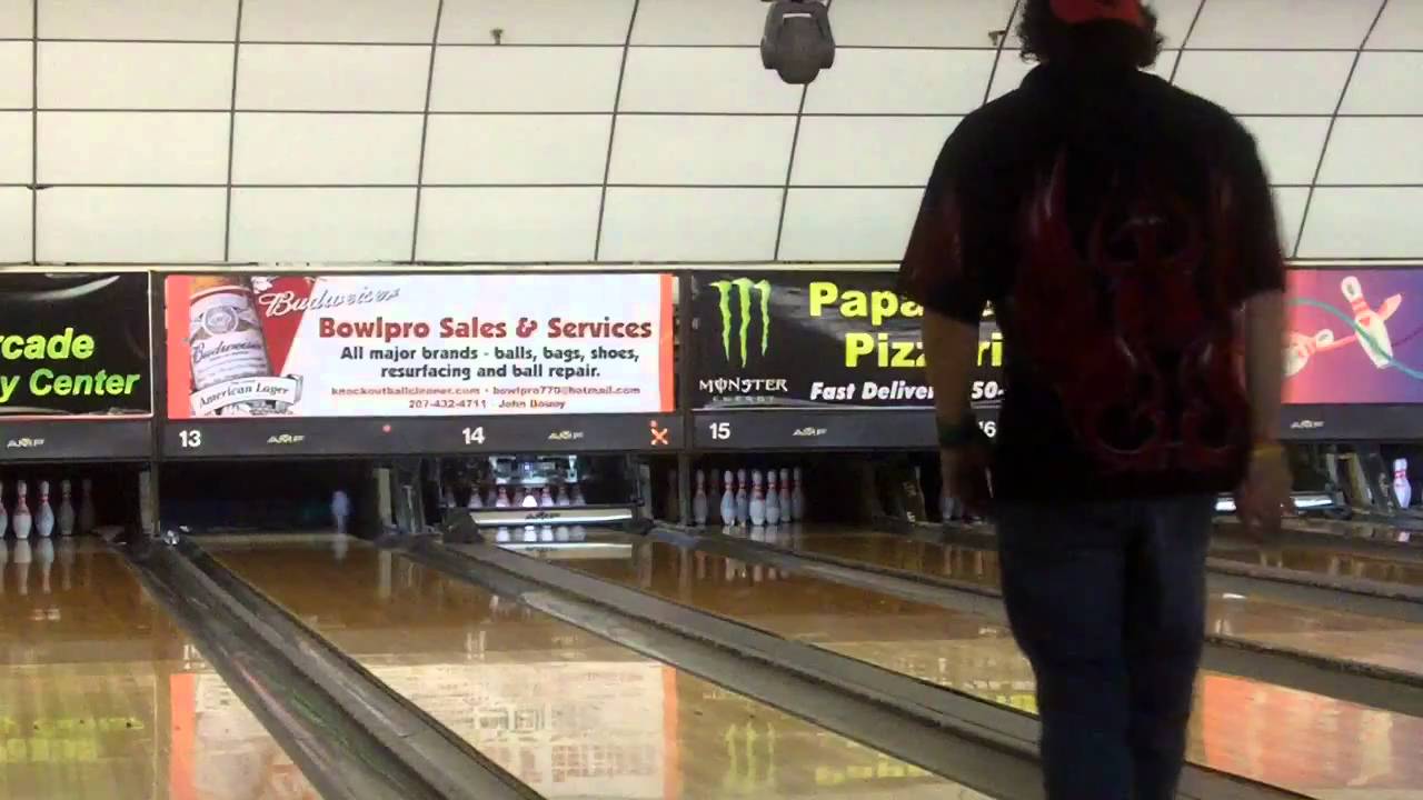 Me vs. Bowler4ever at Dover Bowl (From 11/3/10) Part 6