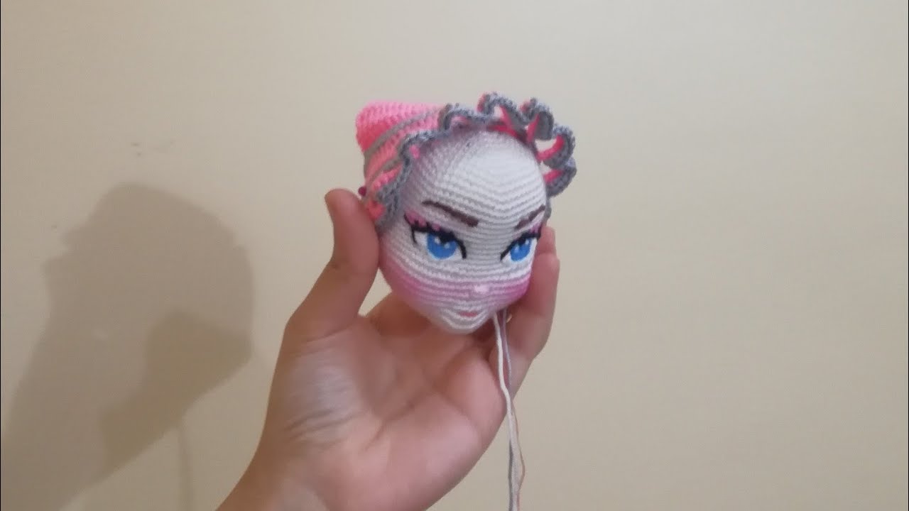 embroidery of the doll eye  تطريز عيون احترافي لعروسه كروشيه