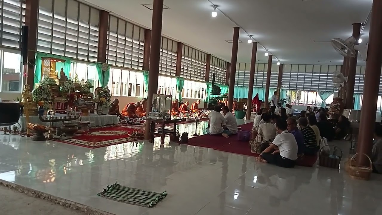 เอาบรรยากาศช่วงทำบุญที่วัดเขาสำเภาทองครับ