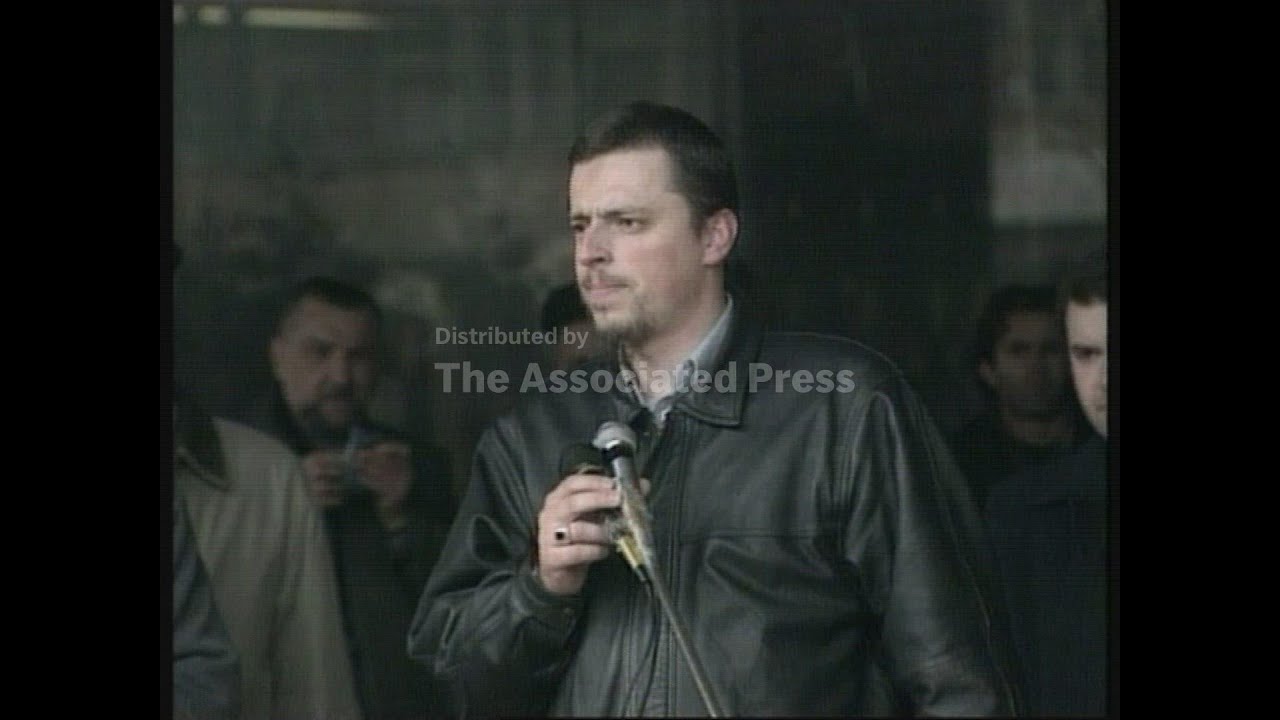 BOSNIA: MUJAHIDEEN FIGHTERS STAGE PROTEST
