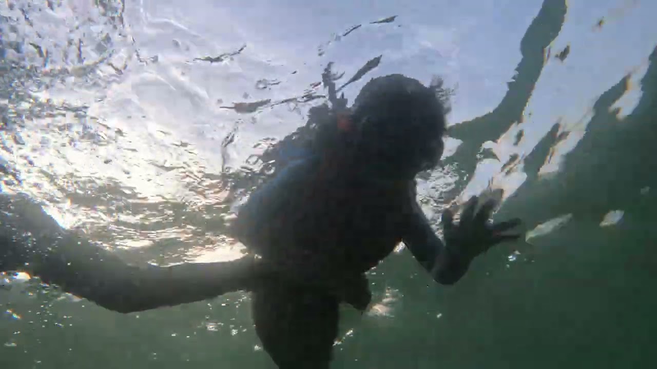 Mera betu skoba diving karte hua🥰