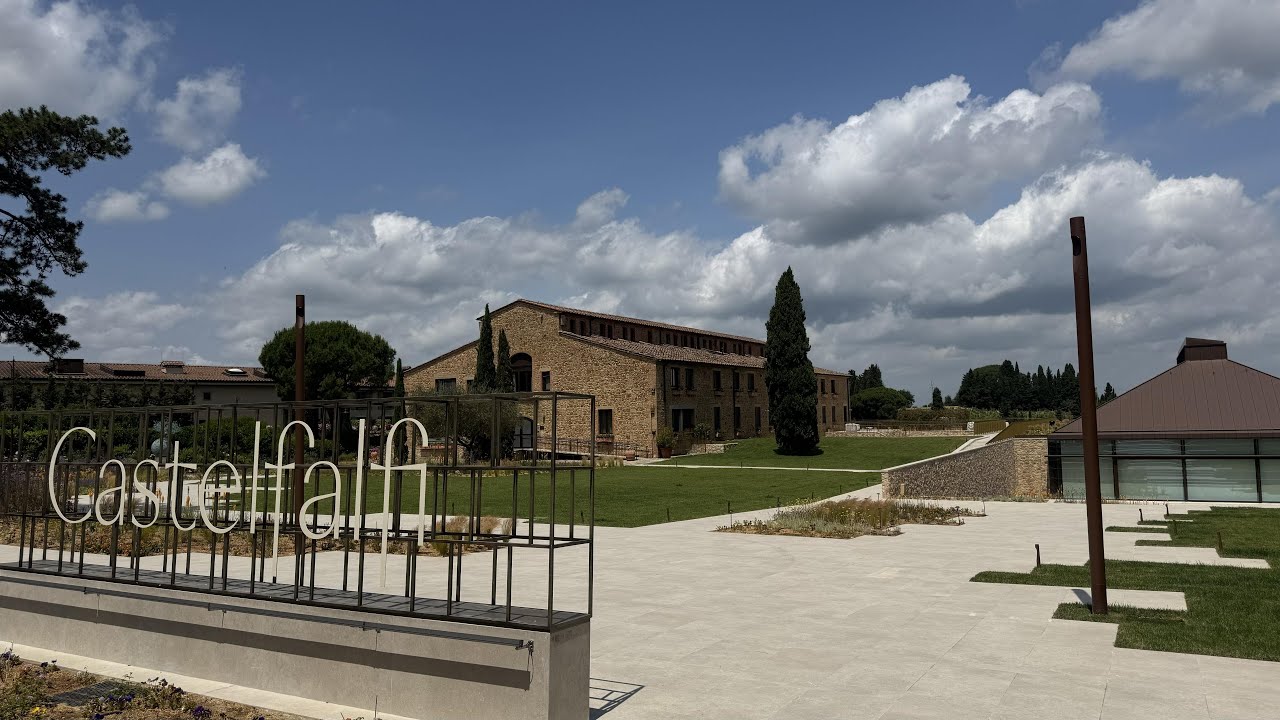 CASTELFALFI BORGO TUSCANY