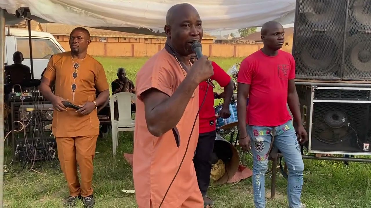 Galadima umumbo live  performance on stage