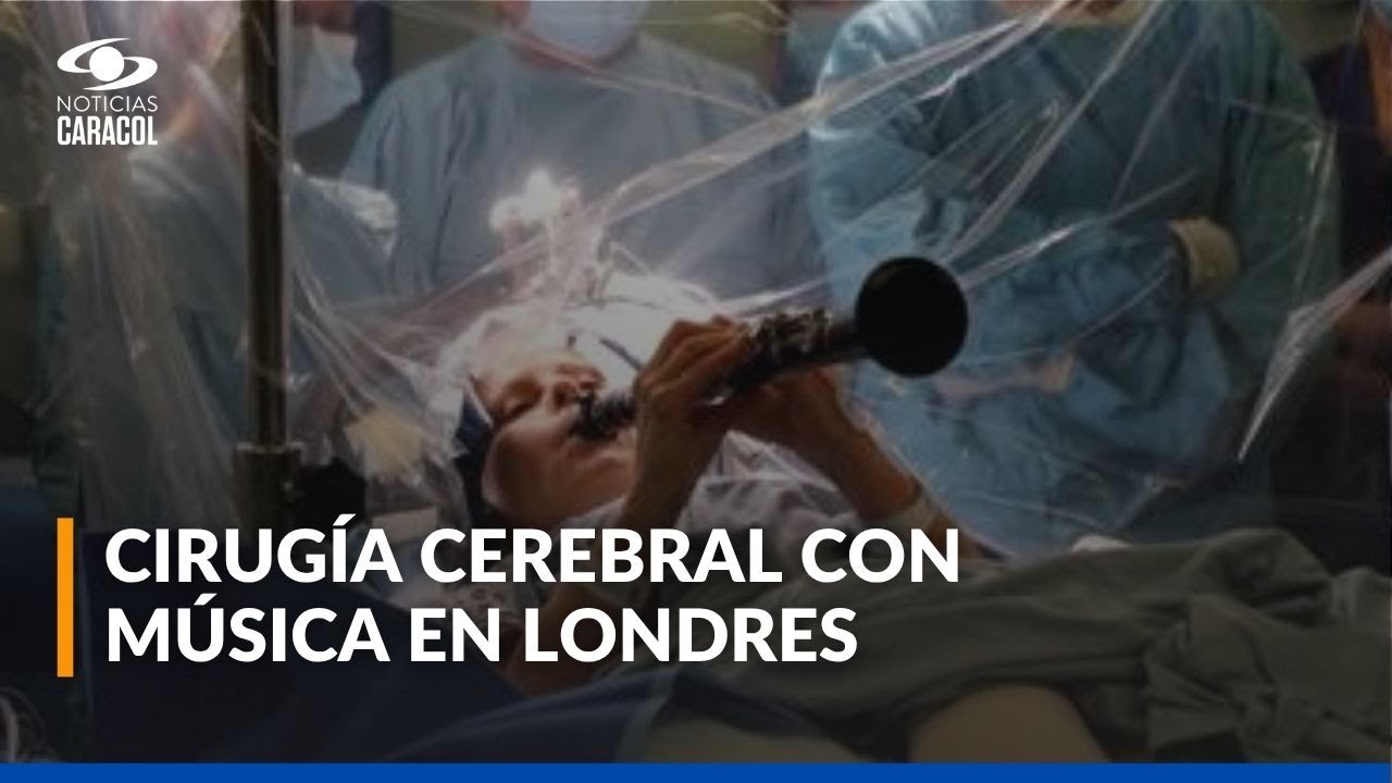 Mujer con Parkinson toca el clarinete mientras le practican cirugía cerebral en Reino Unido
