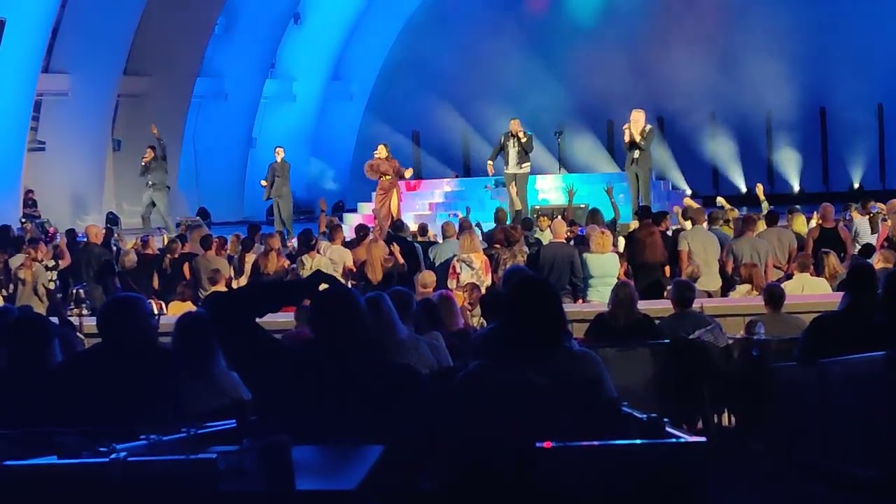 Pentatonix LIVE: 