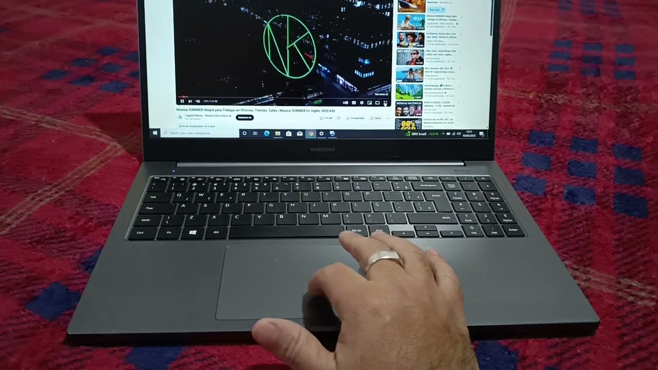 NOTEBOOK SAMSUNG BOOK RAM 4GB SSD 120 GB TELA 15.6 TECLADO NUMÉRICO OK BATERIA DURA MAIS DE 3H