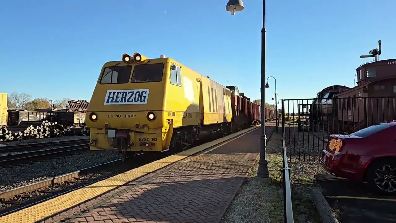 Railfanning the BNSF, UP, and Amtrak in Troy Grove and Mendota, IL w/ Herzog work train 11/07/24